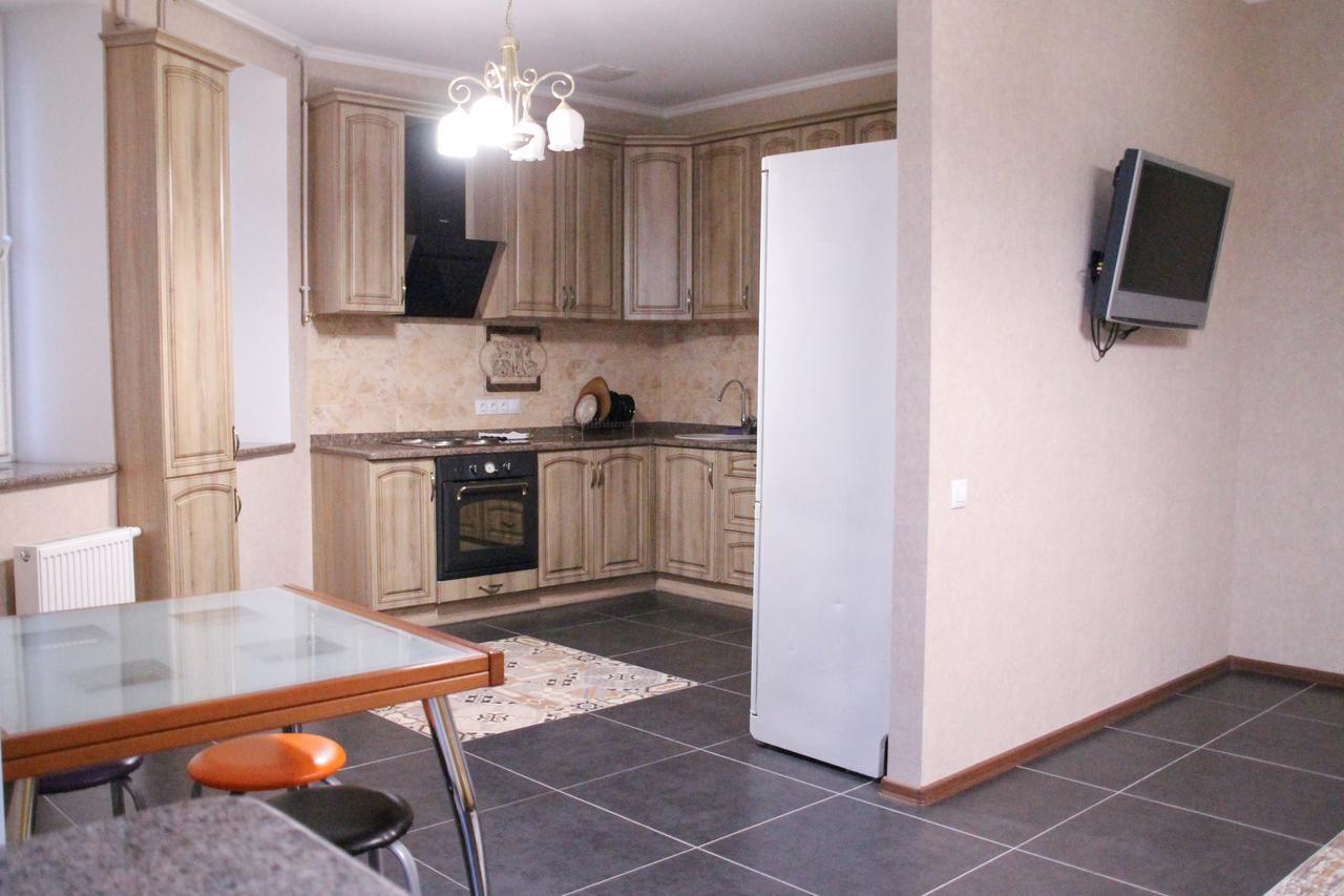 Apartment On Lukyanovska Kiev Buitenkant foto